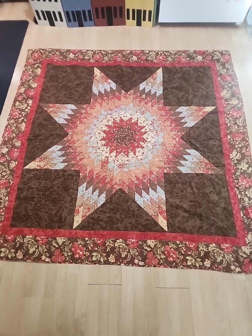Patchwork Star Quilt - Brown & Red Floral Design68×68